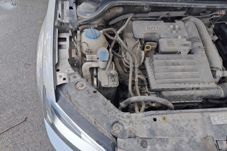 Used Volkswagen Sagitar 2017 230TSI Automatic Comfort Version Engine Bay Right