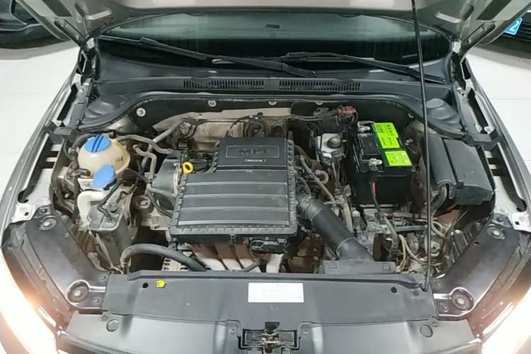 Used Volkswagen Sagitar 2017 1.6L Automatic Comfort Model Engine Bay