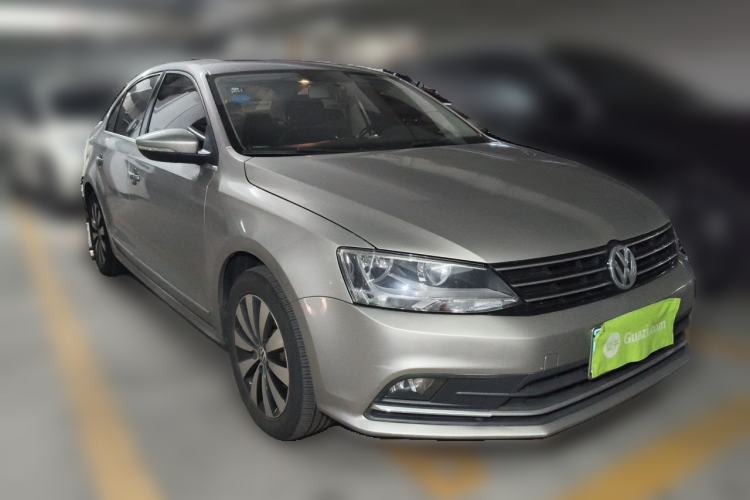 Used Volkswagen Sagitar 2017 230TSI Automatic Comfort Version Exterior 2