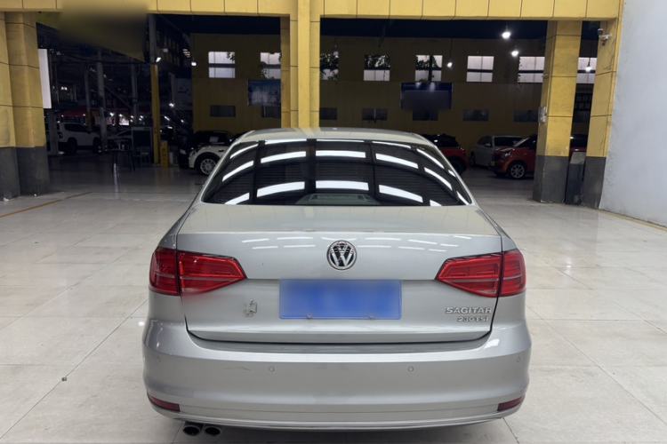 Used Volkswagen Sagitar 2017 230TSI Automatic Comfort Version Exterior 4