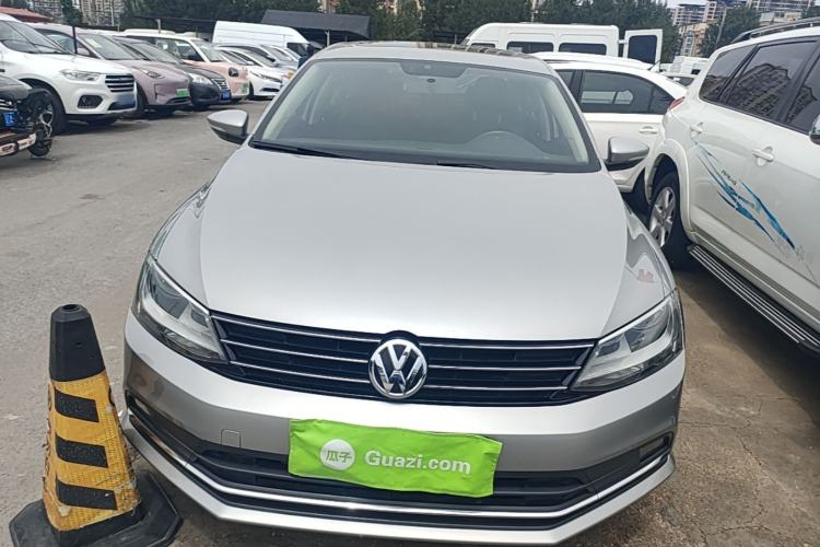 Used Volkswagen Sagitar 2017 230TSI Automatic Comfort Version Front