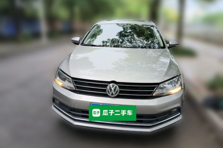 Used Volkswagen Sagitar 2017 230TSI Automatic Comfort Version Front