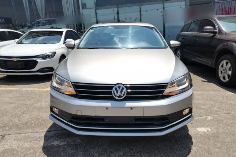 Used Volkswagen Sagitar 2017 230TSI Automatic Comfort Version Front