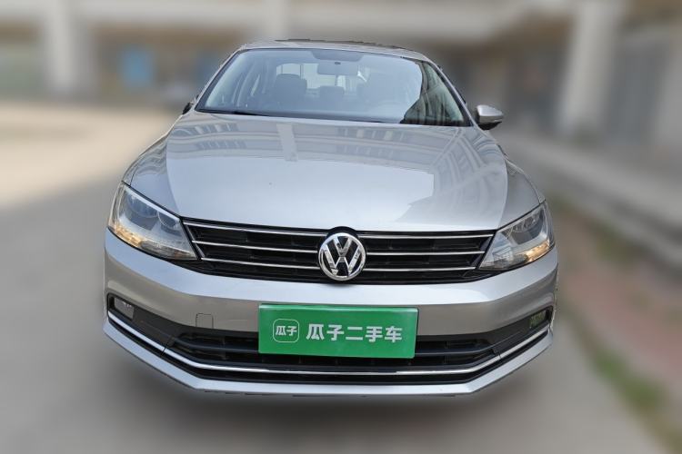 Used Volkswagen Sagitar 2017 1.6L Manual Comfort Model Front