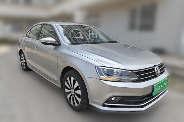 Used Volkswagen Sagitar 2017 1.6L Manual Comfort Model Front Right 45 Deg