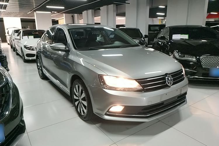 Used Volkswagen Sagitar 2017 1.6L Automatic Comfort Model Front Right 45 Deg