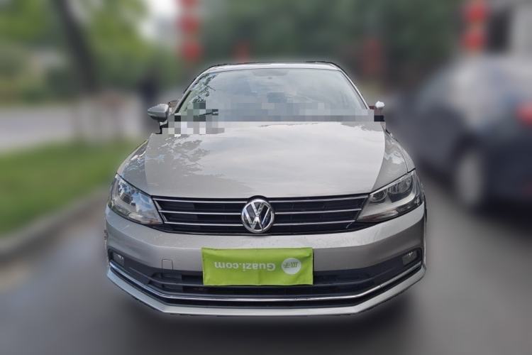 Used Volkswagen Sagitar 2017 230TSI Automatic Comfort Version Front