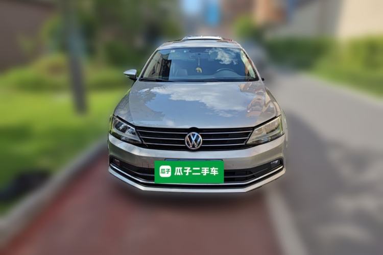 Used Volkswagen Sagitar 2017 1.6L Automatic Comfort Model Front