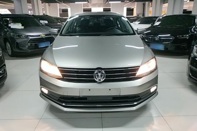 Used Volkswagen Sagitar 2017 1.6L Automatic Comfort Model Front