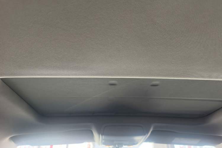 Used Volkswagen Sagitar 2017 230TSI Automatic Luxury Edition Headliner