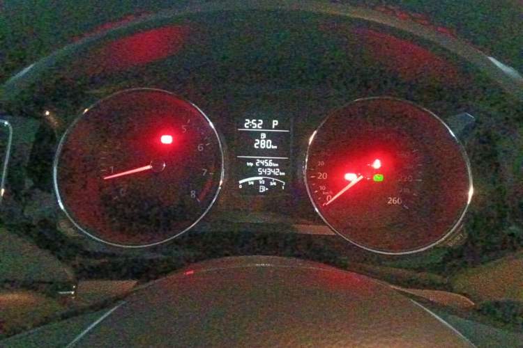 Used Volkswagen Sagitar 2017 1.6L Automatic Comfort Model Instrument Cluster