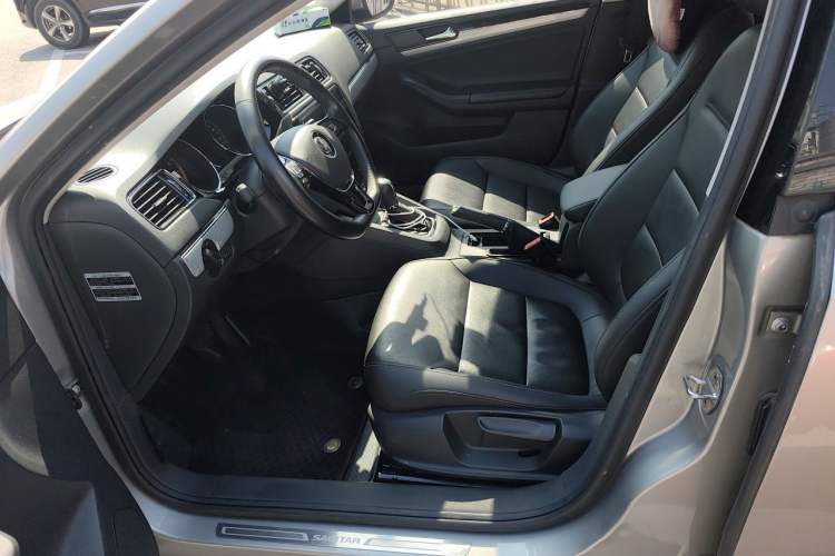 Used Volkswagen Sagitar 2017 1.6L Automatic Comfort Model Left Front Seat