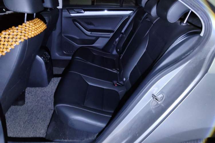 Used Volkswagen Sagitar 2017 1.6L Manual Comfort Model Left Rear Seat