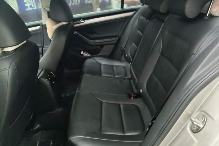 Used Volkswagen Sagitar 2017 230TSI Automatic Comfort Version Left Rear Seat