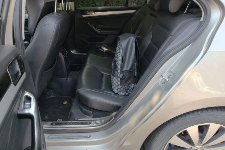 Used Volkswagen Sagitar 2017 1.6L Automatic Comfort Model Left Rear Seat