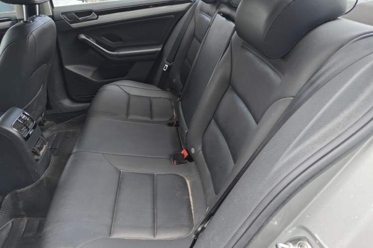 Used Volkswagen Sagitar 2017 230TSI Automatic Comfort Version Left Rear Seat