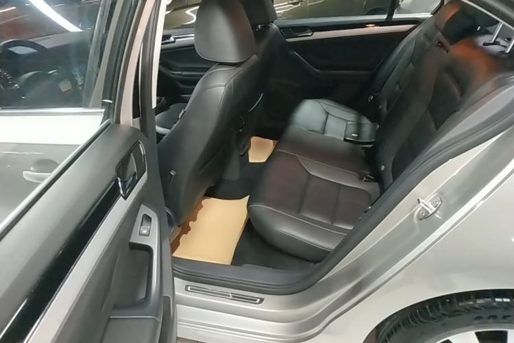 Used Volkswagen Sagitar 2017 1.6L Automatic Comfort Model Left Rear Seat
