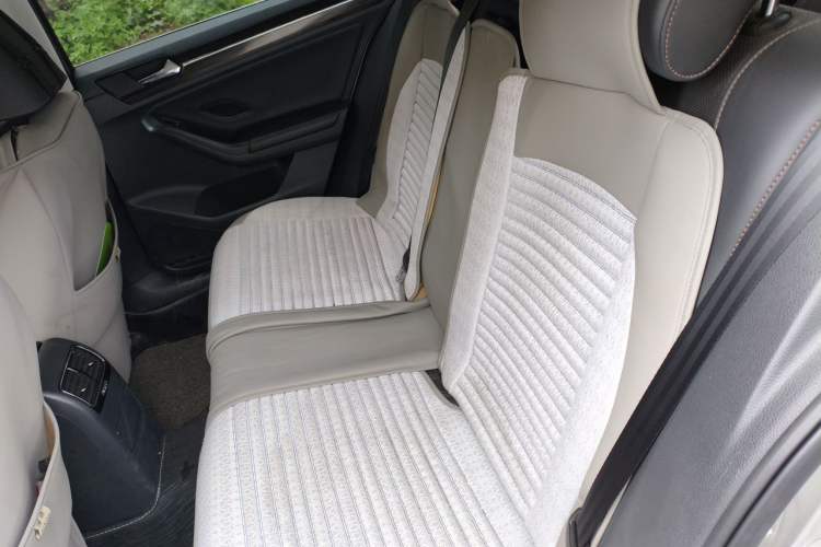 Used Volkswagen Sagitar 2017 230TSI Automatic Luxury Edition Left Rear Seat