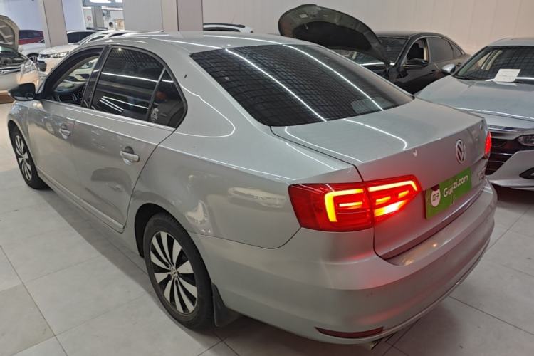 Used Volkswagen Sagitar 2017 230TSI Automatic Comfort Version Rear Left 45 Deg