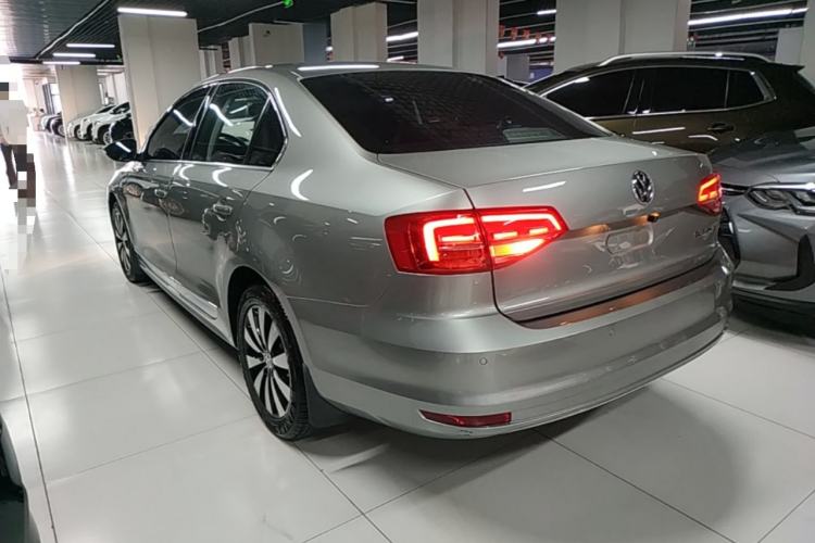 Used Volkswagen Sagitar 2017 1.6L Automatic Comfort Model Rear Left 45 Deg