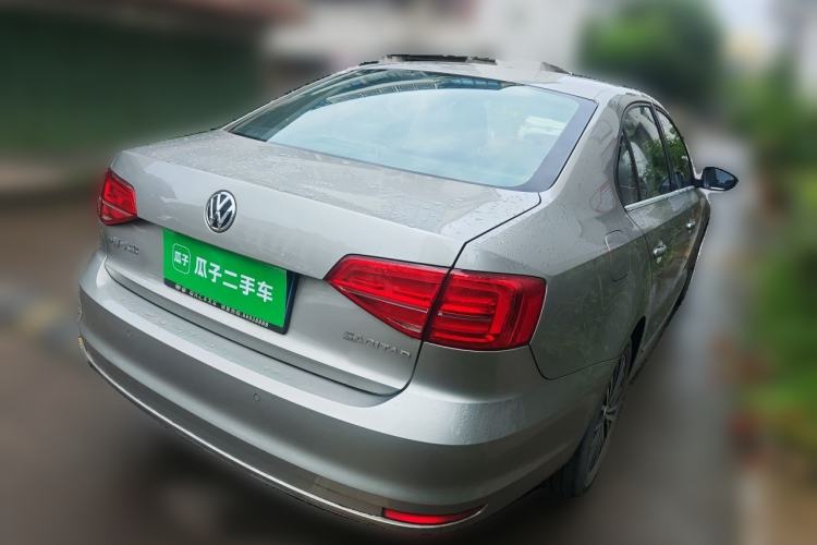 Used Volkswagen Sagitar 2017 230TSI Automatic Luxury Edition Rear Right 45 Deg