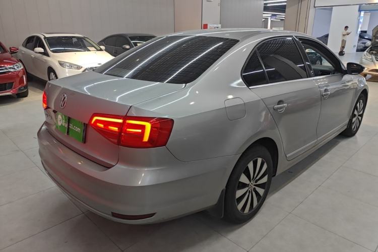 Used Volkswagen Sagitar 2017 230TSI Automatic Comfort Version Rear Right 45 Deg