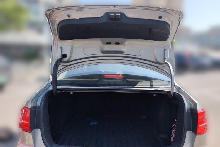 Used Volkswagen Sagitar 2017 1.6L Automatic Comfort Model Trunk