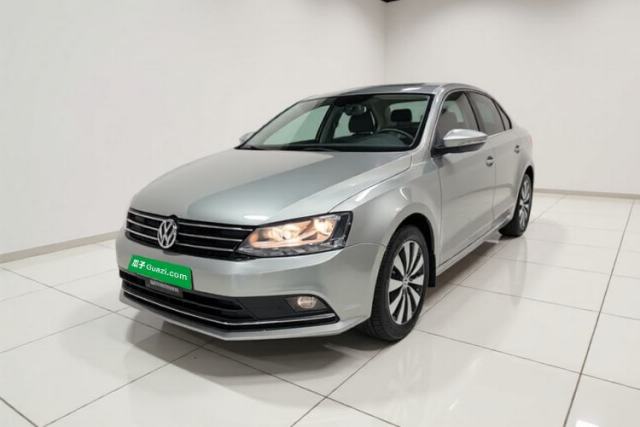 Ojetý Volkswagen Sagitar 2017 1.6L Automatic Comfort Model