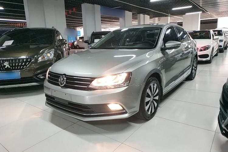 Used Volkswagen Sagitar 2017 1.6L Automatic Comfort Model Guazi used car, China used car export, Used car for sale, Used  cars, Cheapest cars for sale