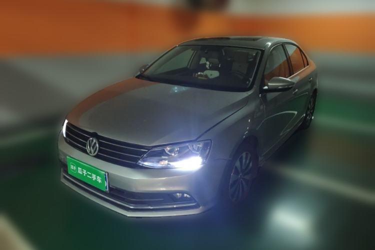 Used Volkswagen Sagitar 2017 1.6L Automatic Comfort Model Guazi used car, China used car export, Used car for sale, Used  cars, Cheapest cars for sale