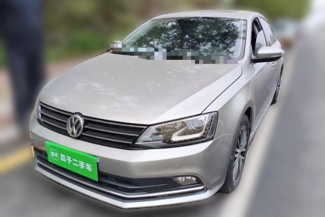 Ojetý Volkswagen Sagitar 2017 230TSI Automatic Luxury Edition