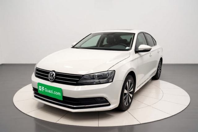 Used Volkswagen Sagitar 2017 180TSI Automatic Luxury Edition