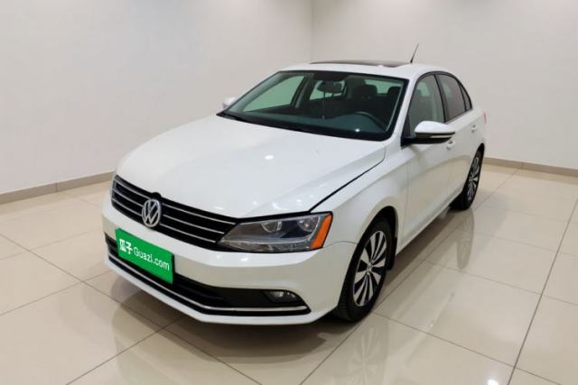 Ojetý Volkswagen Sagitar 2017 1.6L Manual Comfort Model
