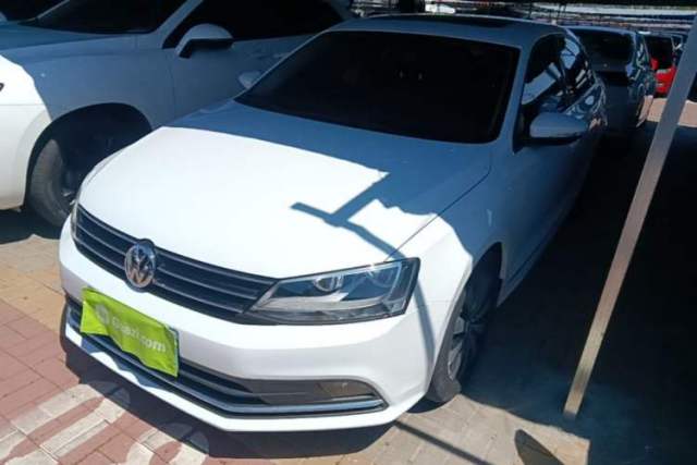 Used Volkswagen Sagitar 2017 230TSI Automatic Comfort Version