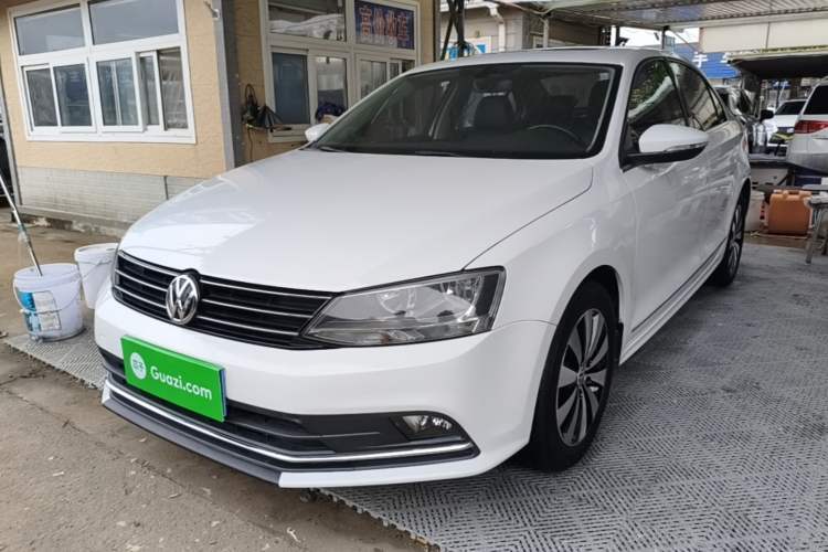 Used Volkswagen Sagitar 2017 180TSI Automatic Leading Model Guazi used car, China used car export, Used car for sale, Used  cars, Cheapest cars for sale