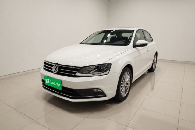 Used Volkswagen Sagitar 2017 230TSI Manual Luxury Model