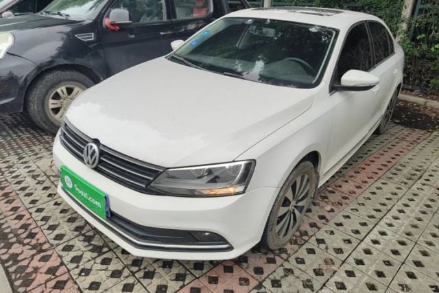 Used Volkswagen Sagitar 2017 230TSI Manual Comfort Model