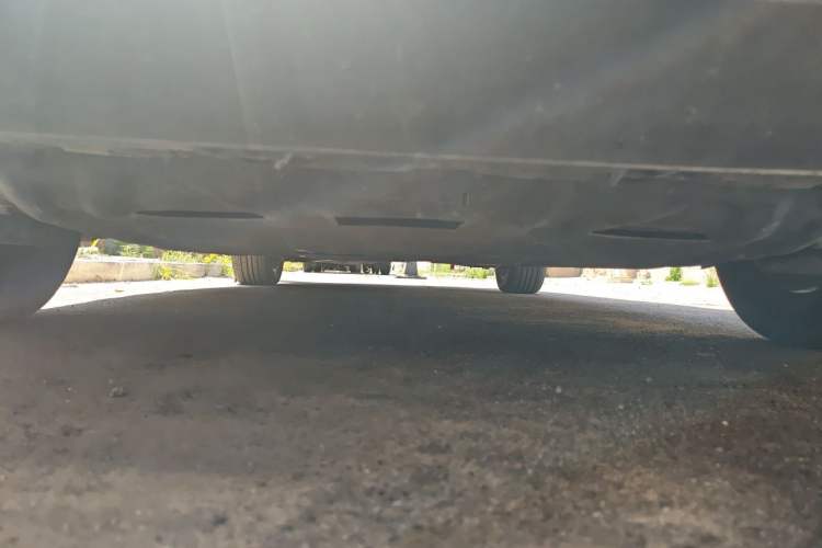 Used Volkswagen Sagitar 2017 230TSI Automatic Comfort Version Chassis Front