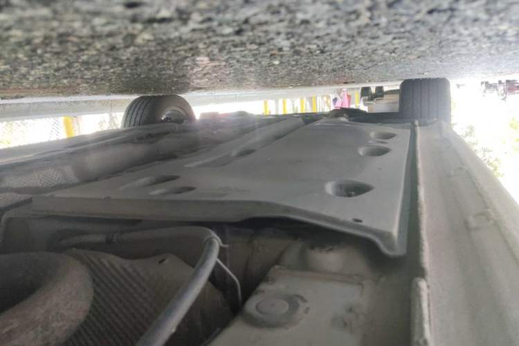 Used Volkswagen Sagitar 2017 1.6L Automatic Comfort Model Chassis Rear Left