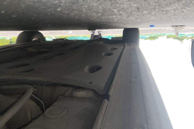 Used Volkswagen Sagitar 2017 230TSI Automatic Comfort Version Chassis Rear Left