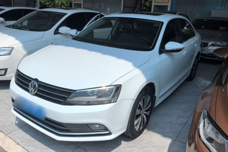 Used Volkswagen Sagitar 2017 230TSI Automatic Comfort Version Guazi used car, China used car export, Used car for sale, Used  cars, Cheapest cars for sale