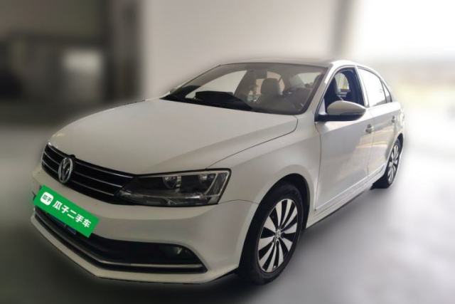Used Volkswagen Sagitar 2017 230TSI Automatic Comfort Version