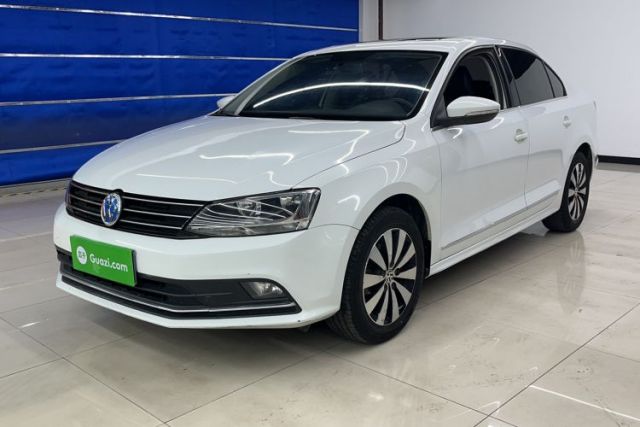 Used Volkswagen Sagitar 2017 230TSI Automatic Comfort Version