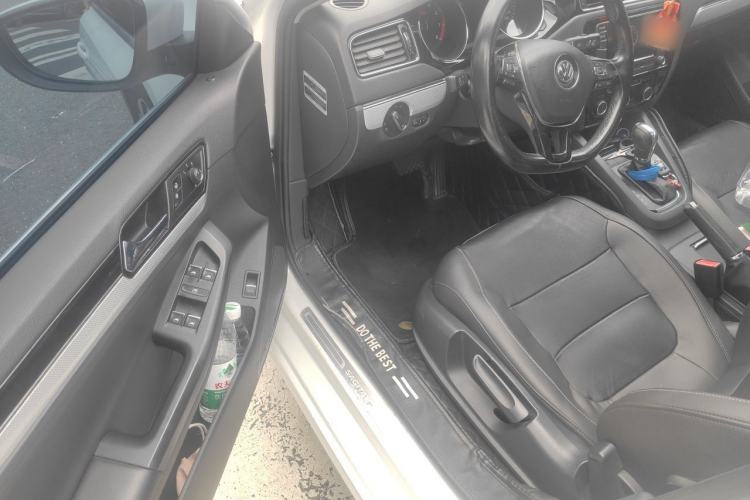 Used Volkswagen Sagitar 2017 1.6L Automatic Comfort Model Driver Seat