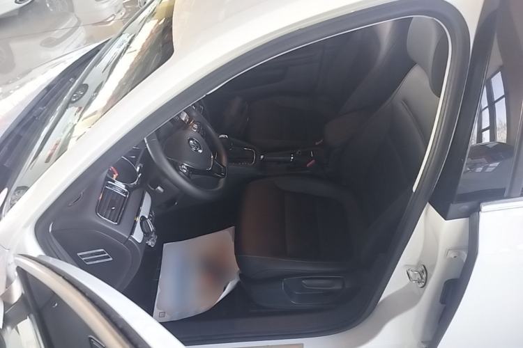 Used Volkswagen Sagitar 2017 1.6L Automatic Comfort Model Driver Seat
