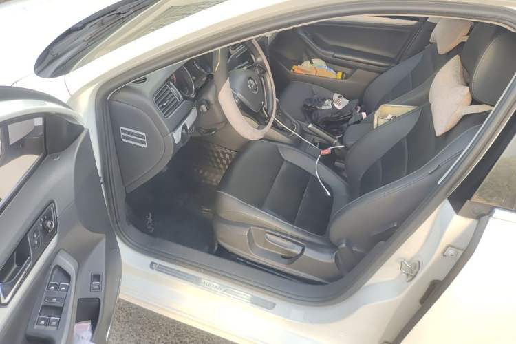 Used Volkswagen Sagitar 2017 1.6L Automatic Comfort Model Driver Seat