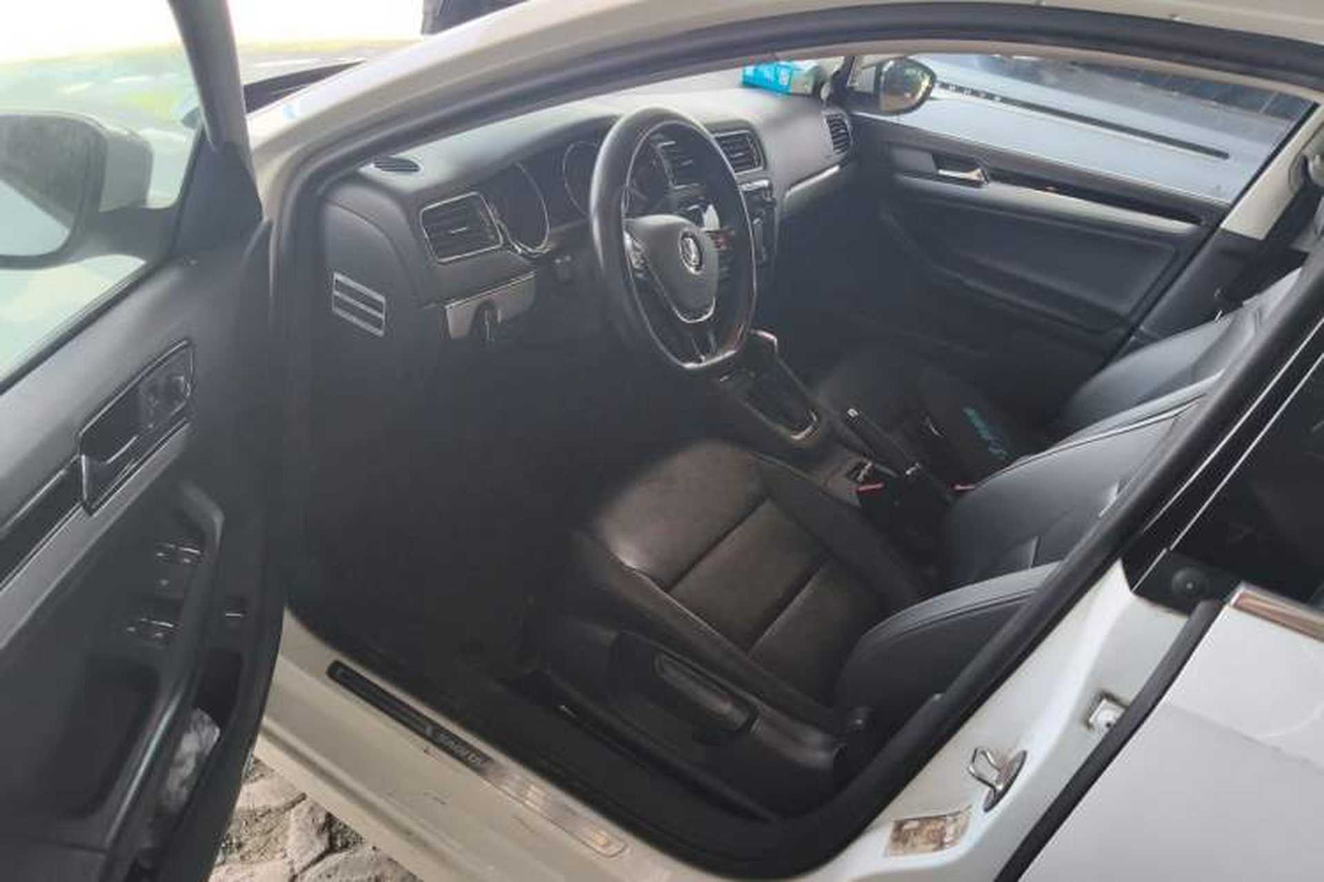 Used Volkswagen Sagitar 2017 180TSI Automatic Leading Model Driver Seat