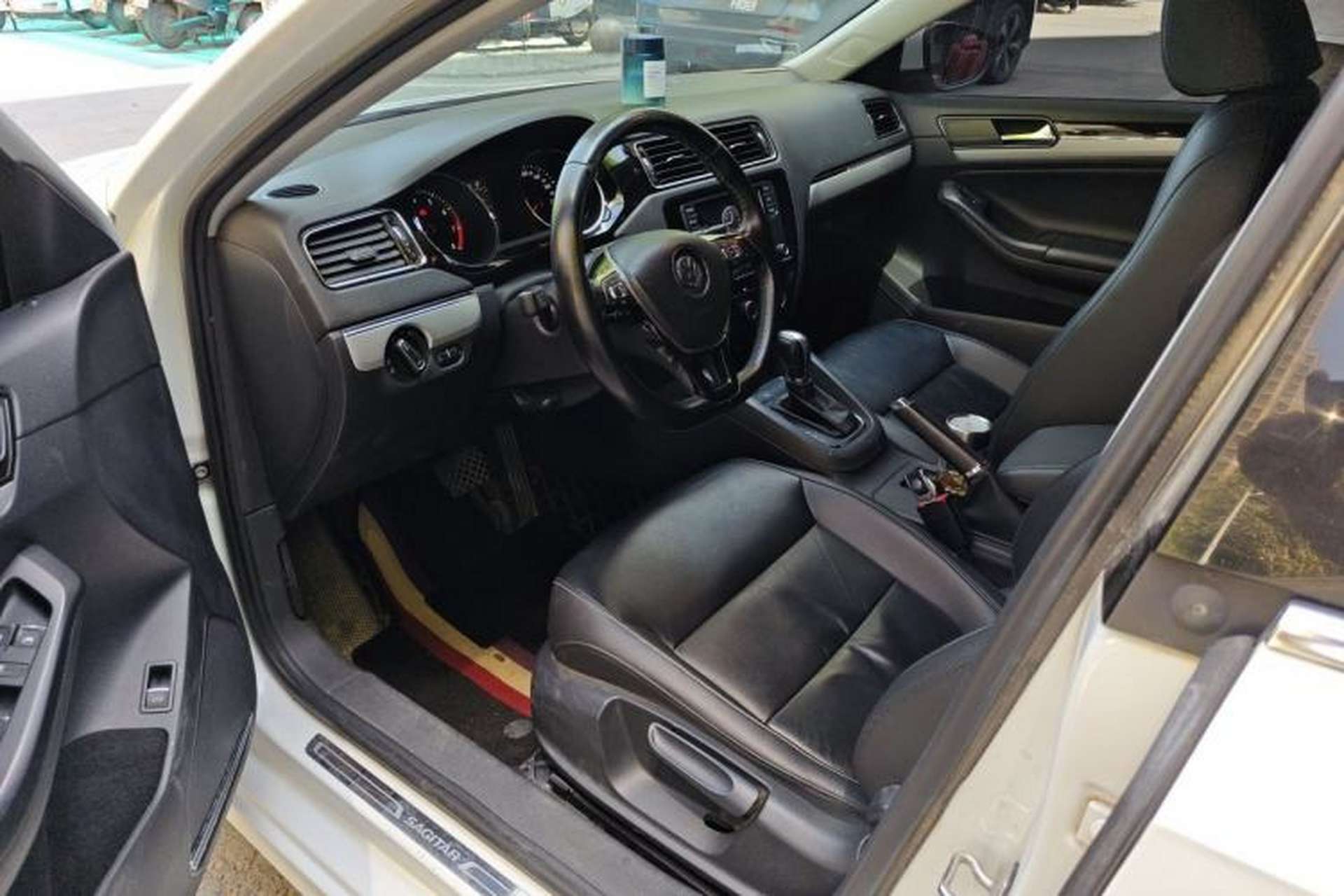 Used Volkswagen Sagitar 2017 1.6L Automatic Comfort Model Driver Seat