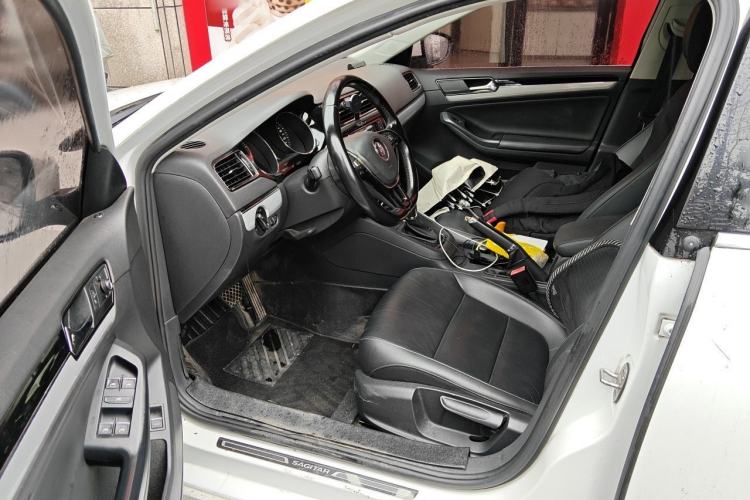 Used Volkswagen Sagitar 2017 1.6L Automatic Comfort Model Driver Seat