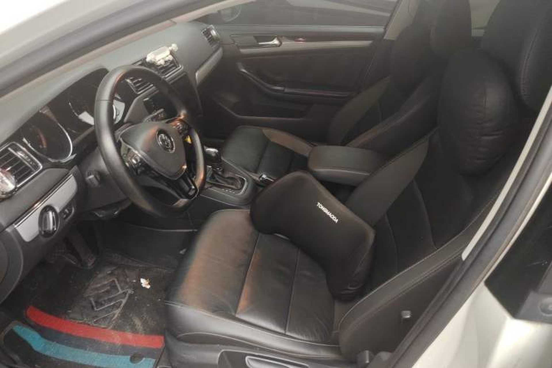 Used Volkswagen Sagitar 2017 230TSI Automatic Comfort Version Driver Seat